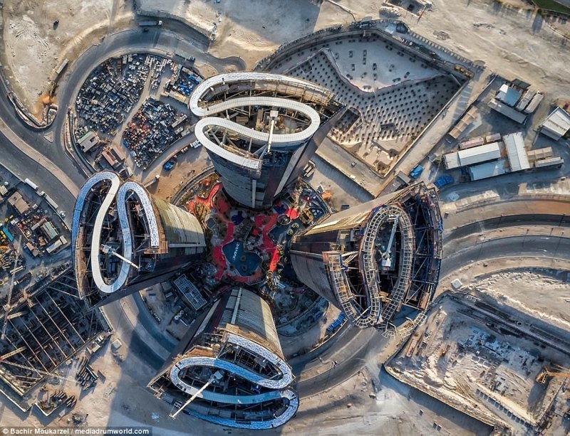 Потрясающая красота архитектуры Дубая на аэроснимках с дрона