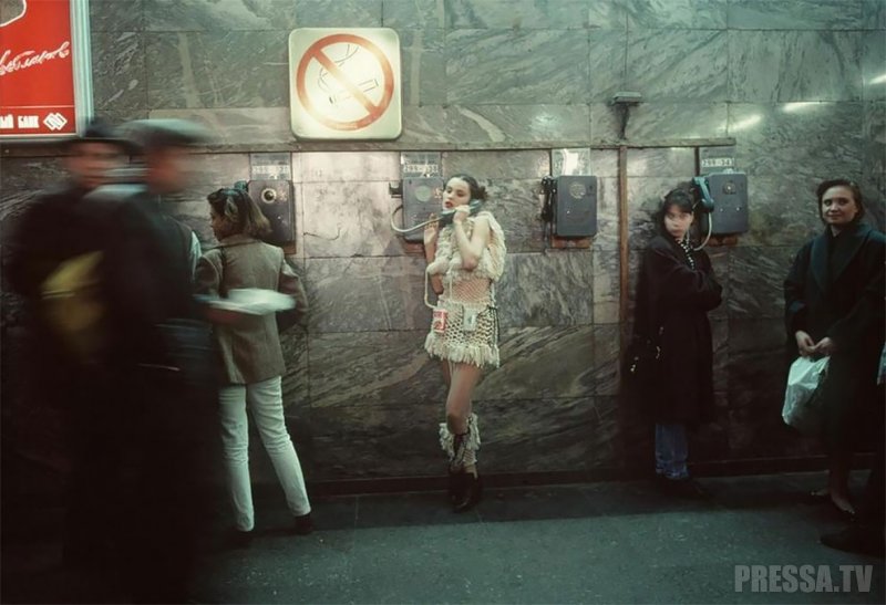 Россия в 90-е годы - глазами французского фотографа Лиз Сарфати