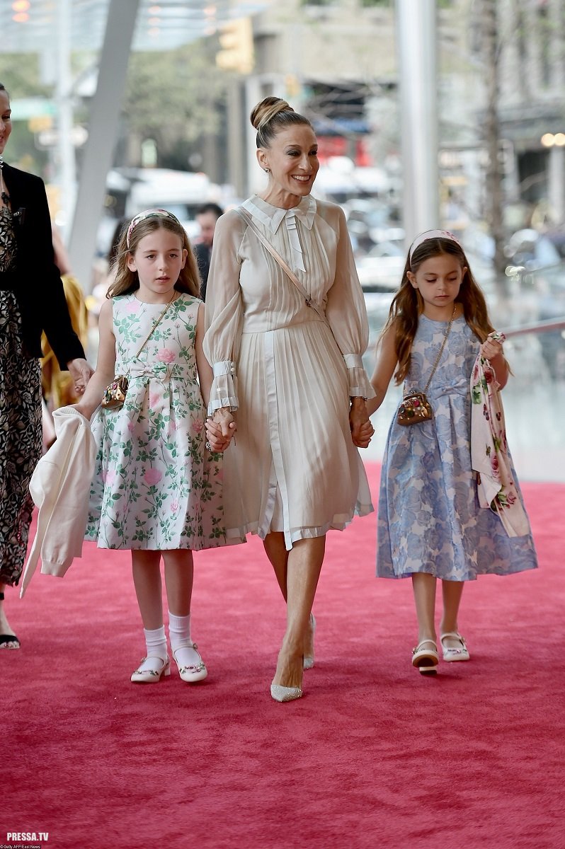 Сара Джессика Паркер вместе с дочками посетила Ballet's Spring Gala в Нью-Йорке