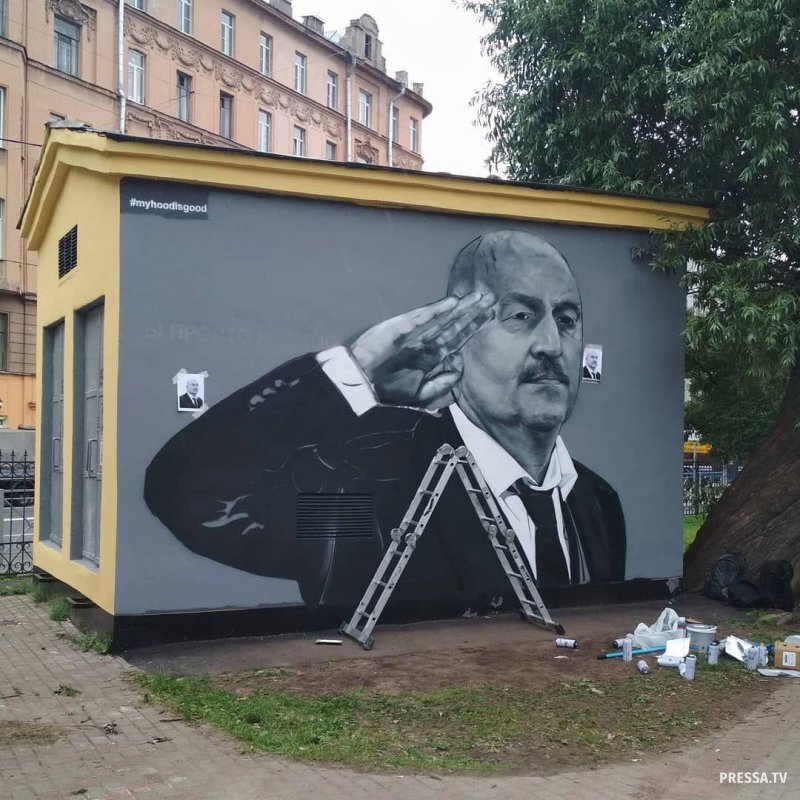 В Санкт-Петербурге появилось обновленное граффити Черчесова