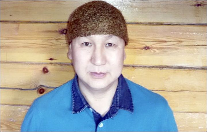 Строитель из Якутии продает единственную в мире шапку из шерсти мамонта 