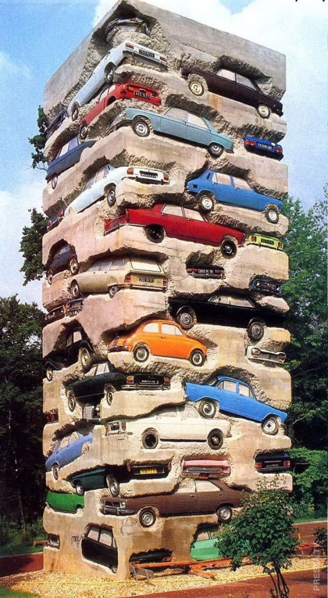 "Долгосрочная парковка" - 60 автомобилей в бетоне