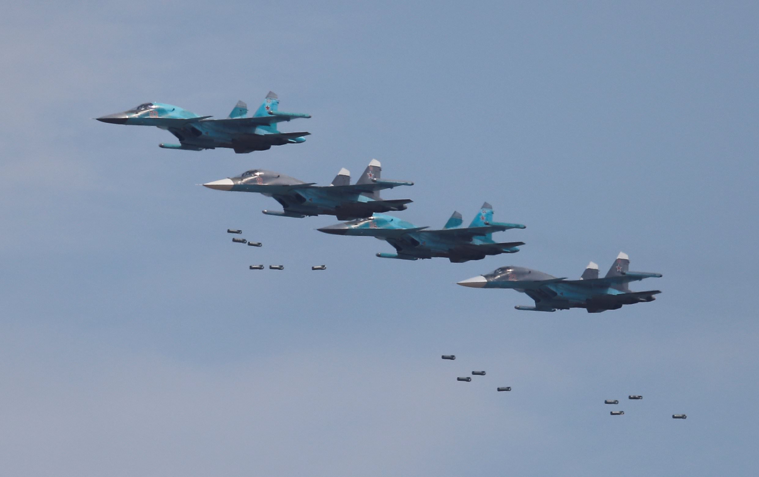 Сво 31.03 2024. Су-34 ВВС России. Су-34 в Сирии. Су-34 бомбометание. Су-34 в Сирии бомбят террористов.