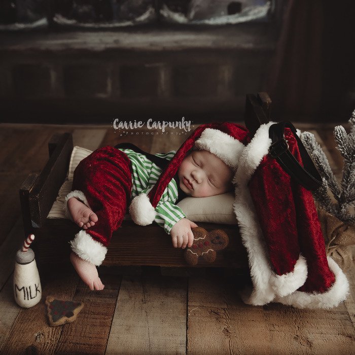 Сладкие маленькие сонные рождественские детки