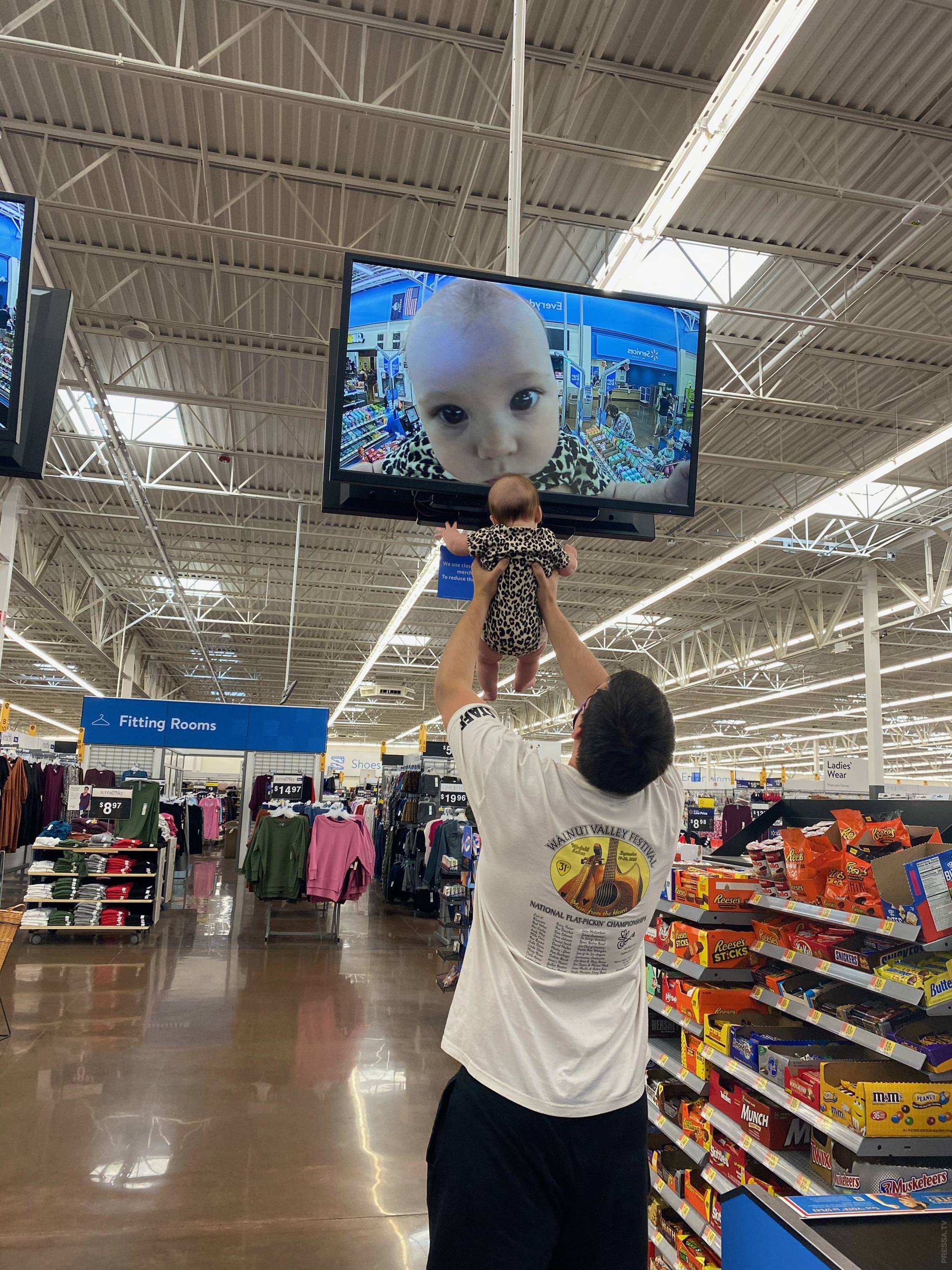 Crackhead At Walmart