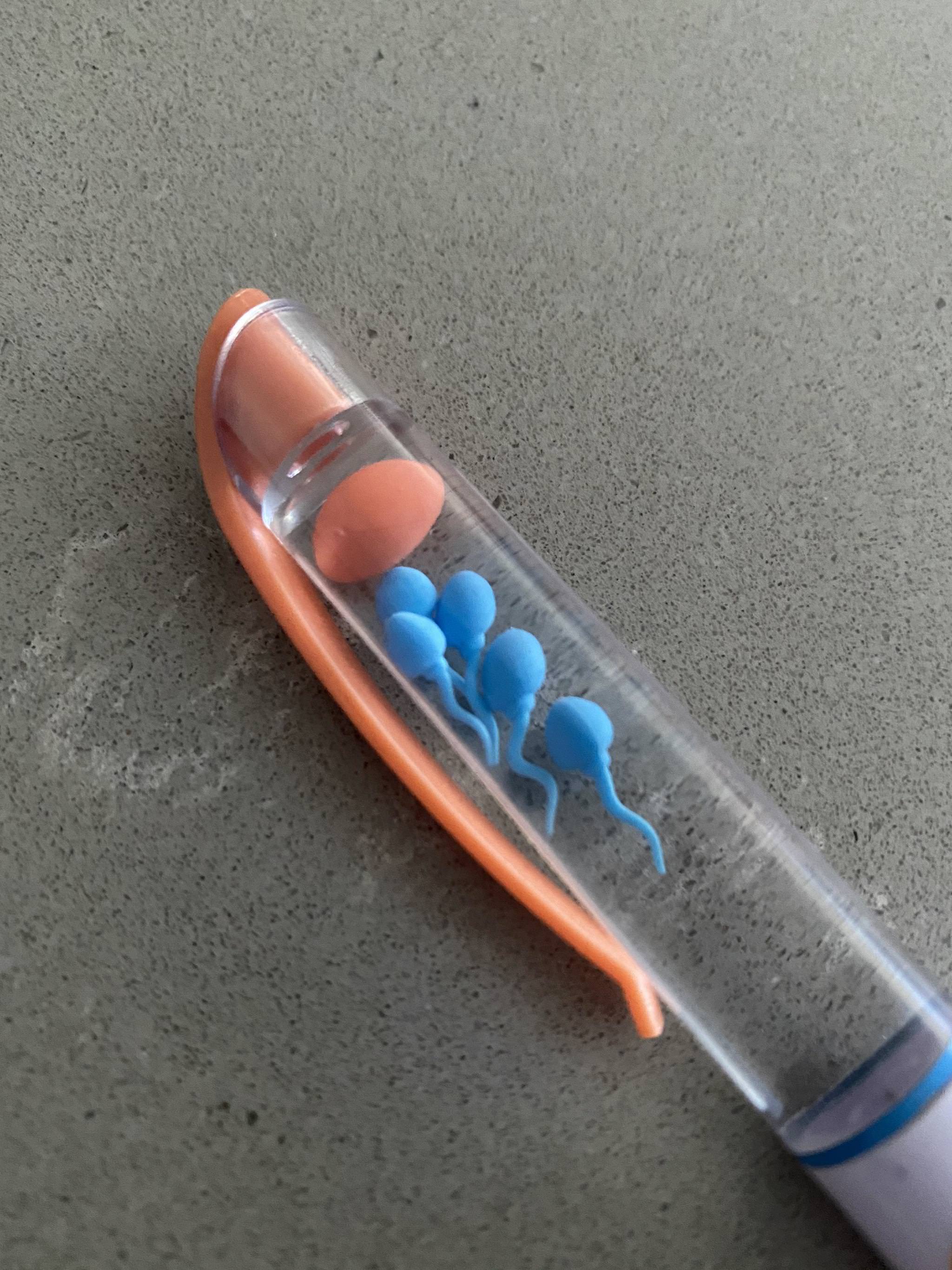 Аква ручка. Врач с ручкой. Аква ручки со сперматозоидами. В Японии ручки с глистом. Канцелярия юмор.